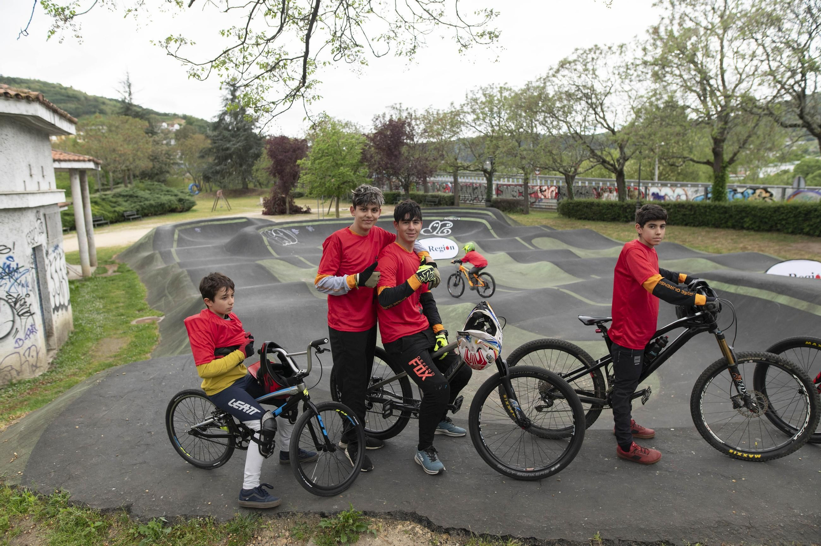 Galería | +Deporte La Región impulsa el pumptrack en Ourense de la mano de Maese Riders