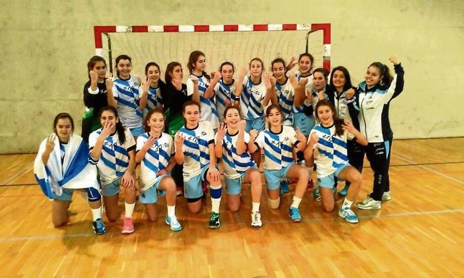 El '3' fue la posición que alcanzó la selección gallega infantil femenina en el Campeonato de España.