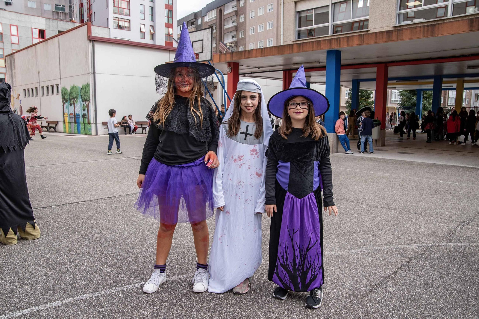 Galería | Samaín y magosto se juntan en la celebración festiva del CEIP Pintor Laxeiro de Vigo