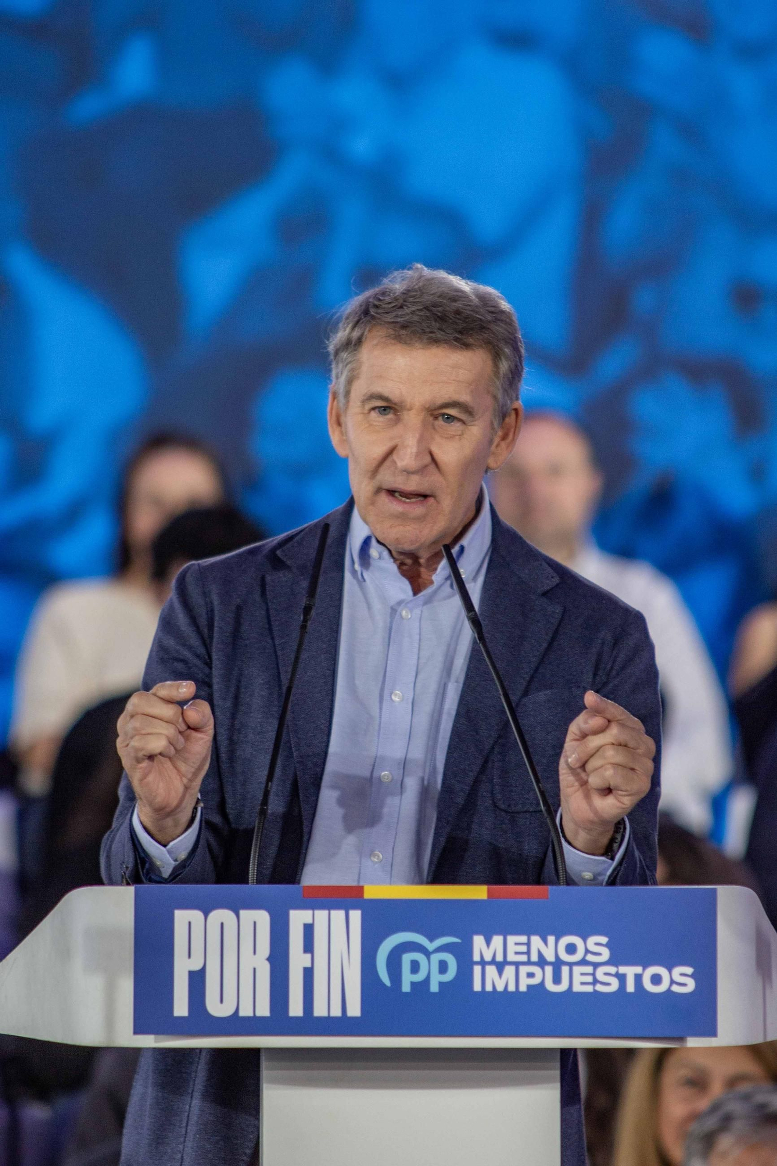 Galería | Feijóo hace parada en Vigo con la precampaña electoral del 29-N