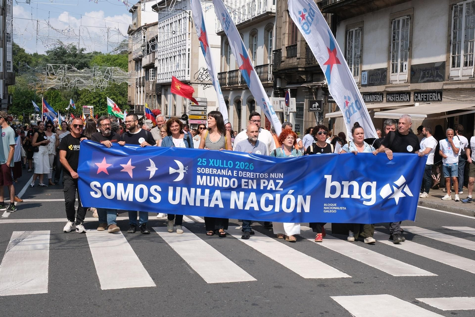 Galería | Santiago vive la Ofrenda al Apóstol y la manifestación del BNG