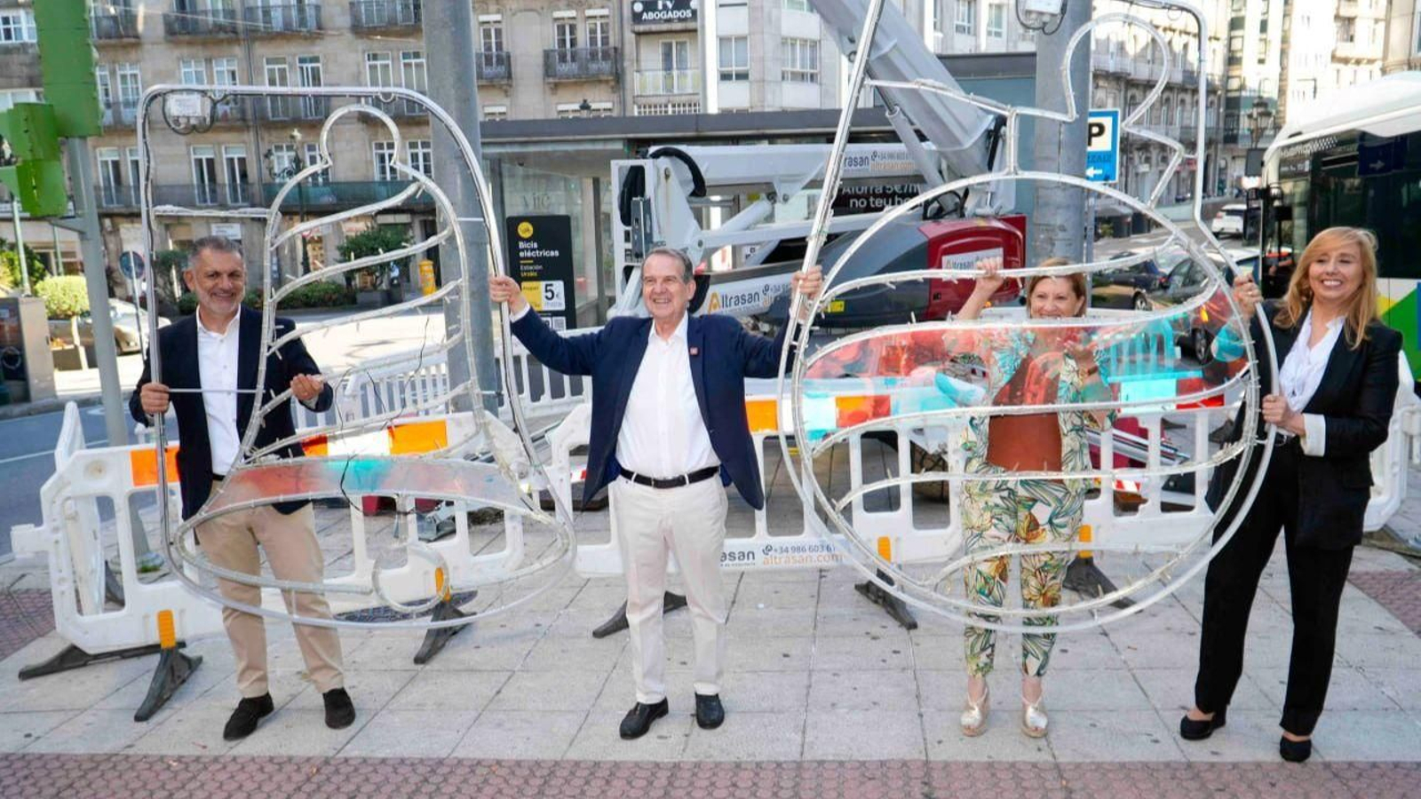 Inicio montaje caja de regalo de Gran Vía.