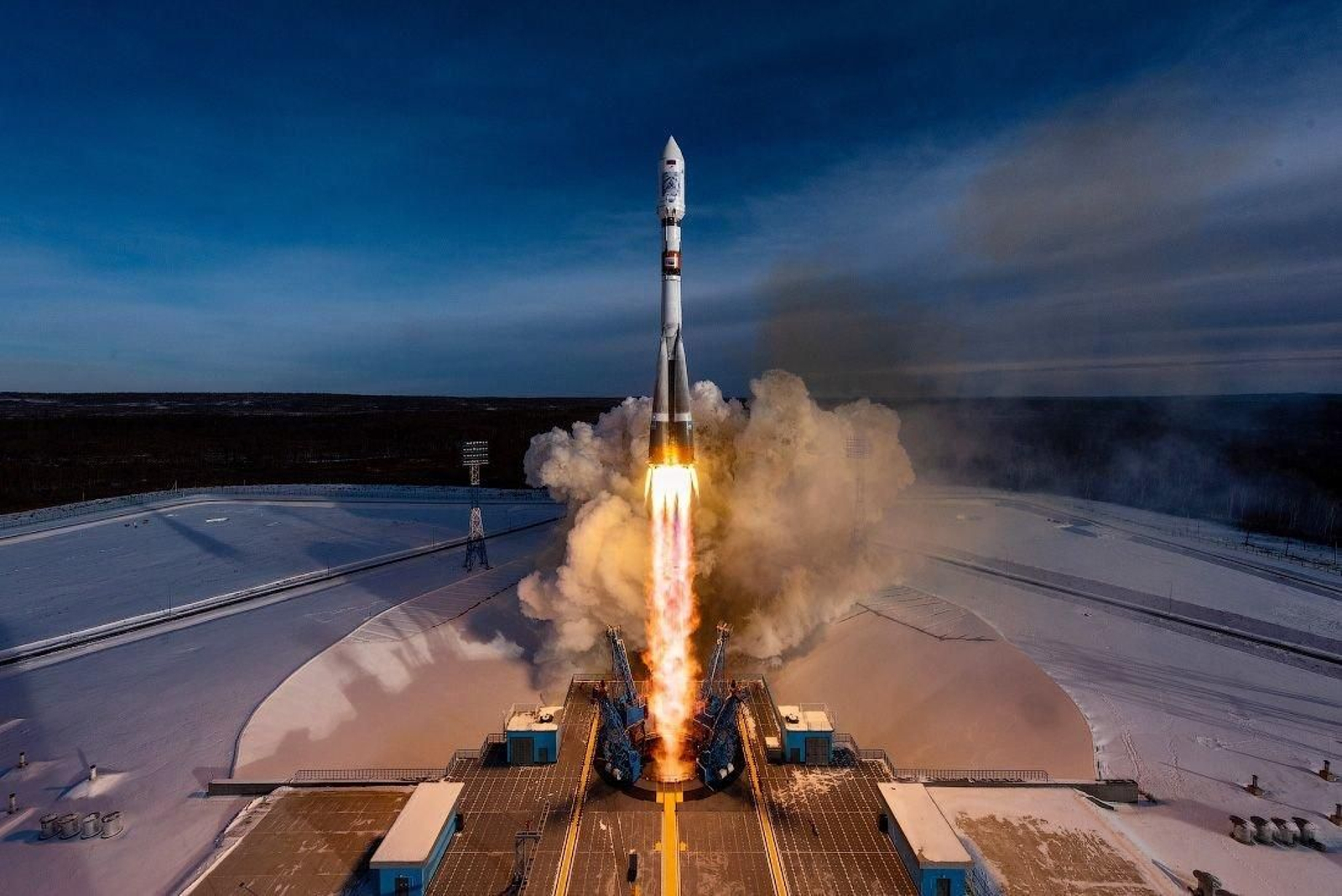 Lanzamiento del "Lume" desde el cosmódromo ruso de Vostochny.