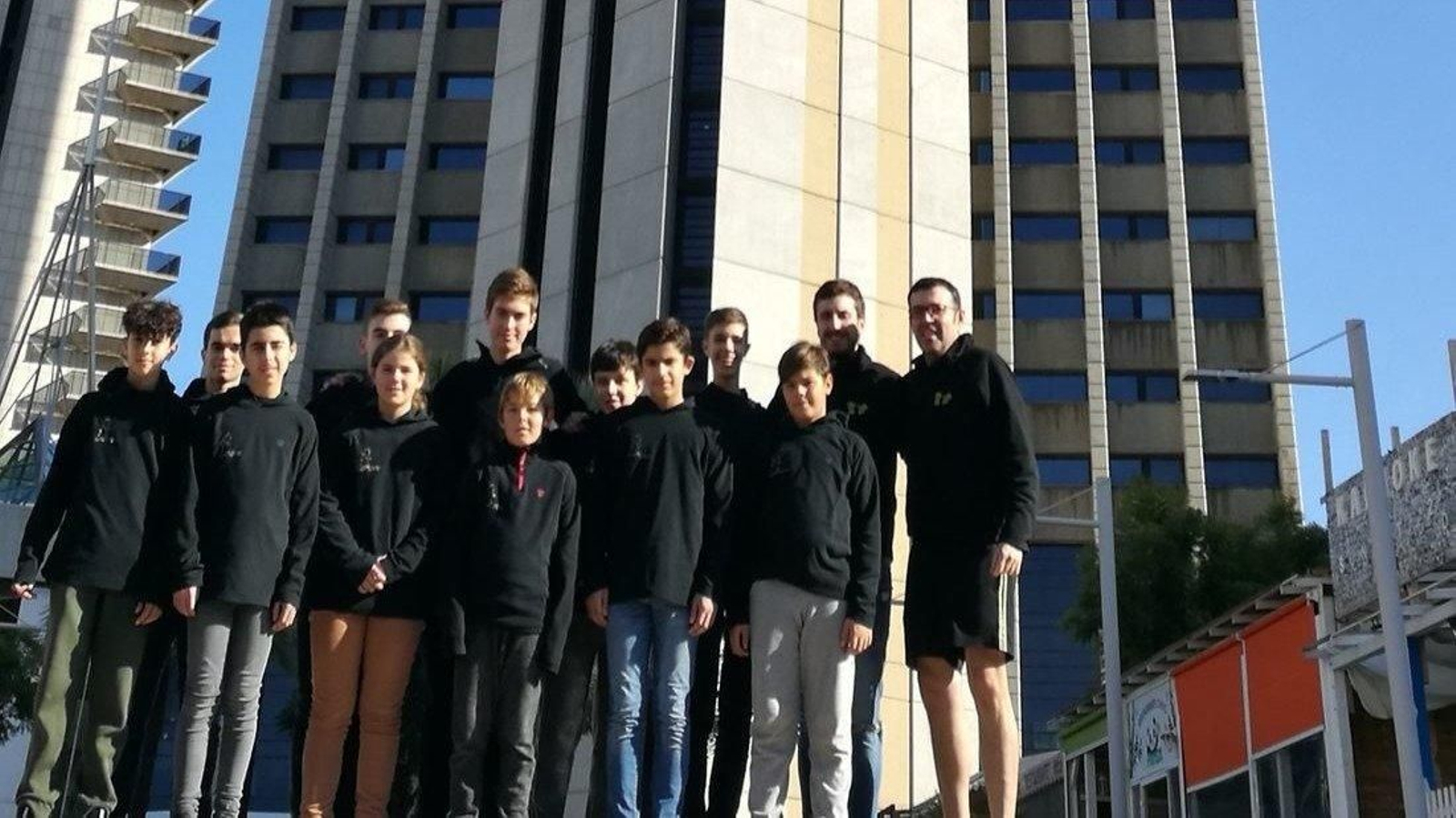 Los dos equipos ourensanos, en Benidorm. (Foto: Xadrez Ourense)