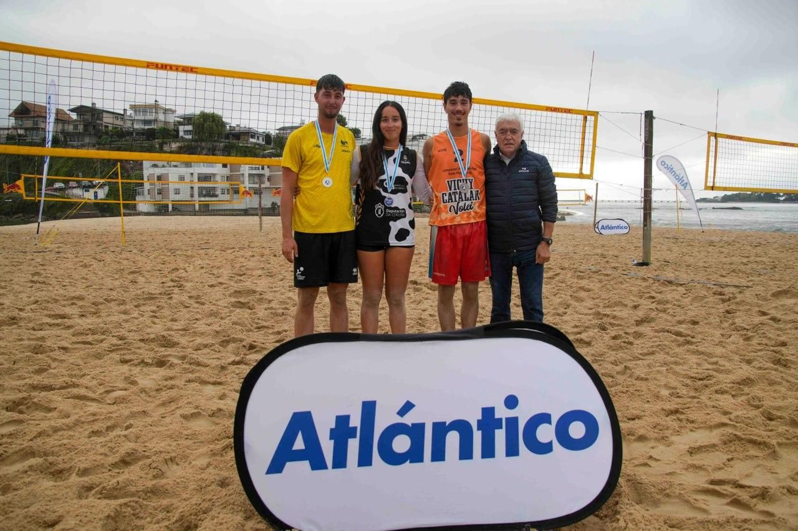 Galería | Dos días de vóley playa en Samil con Atlántico