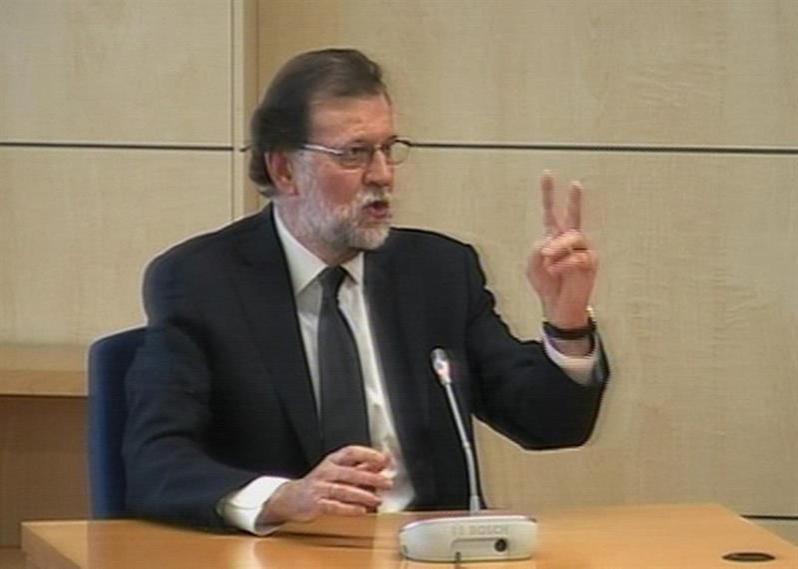 Rajoy durante su comparecencia.