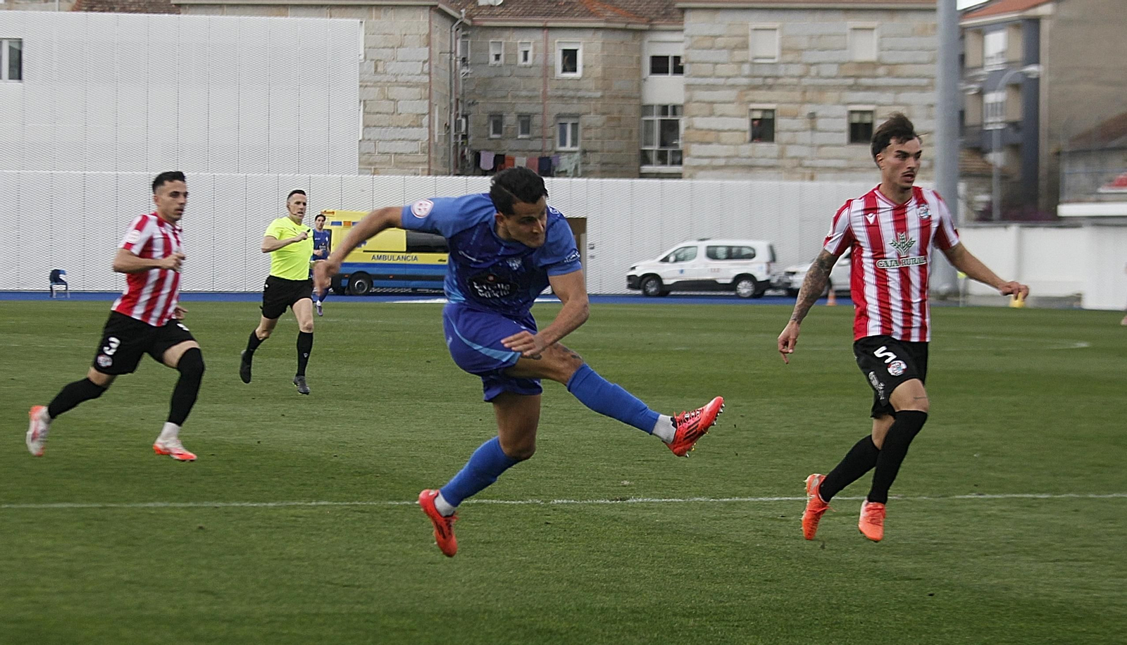 Galería | O Couto rugió ante un victorioso Ourense CF
