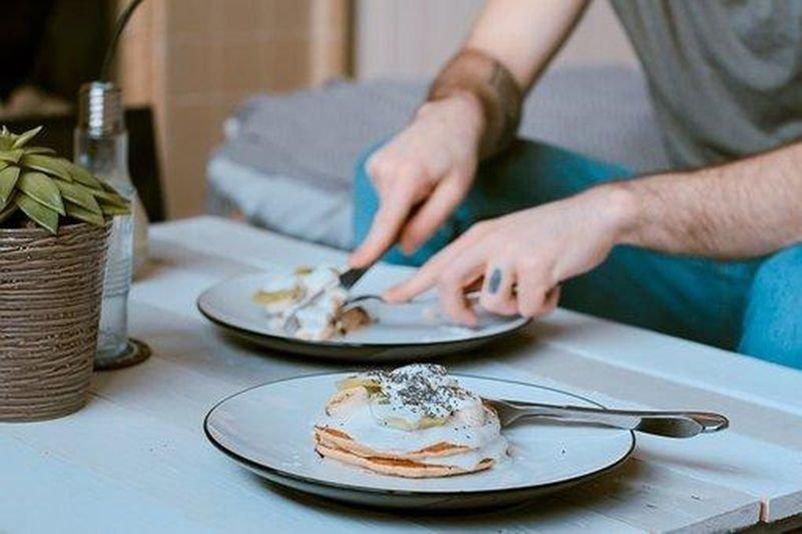 Una dieta adaptada favorece la función digestiva y reduce las molestias.