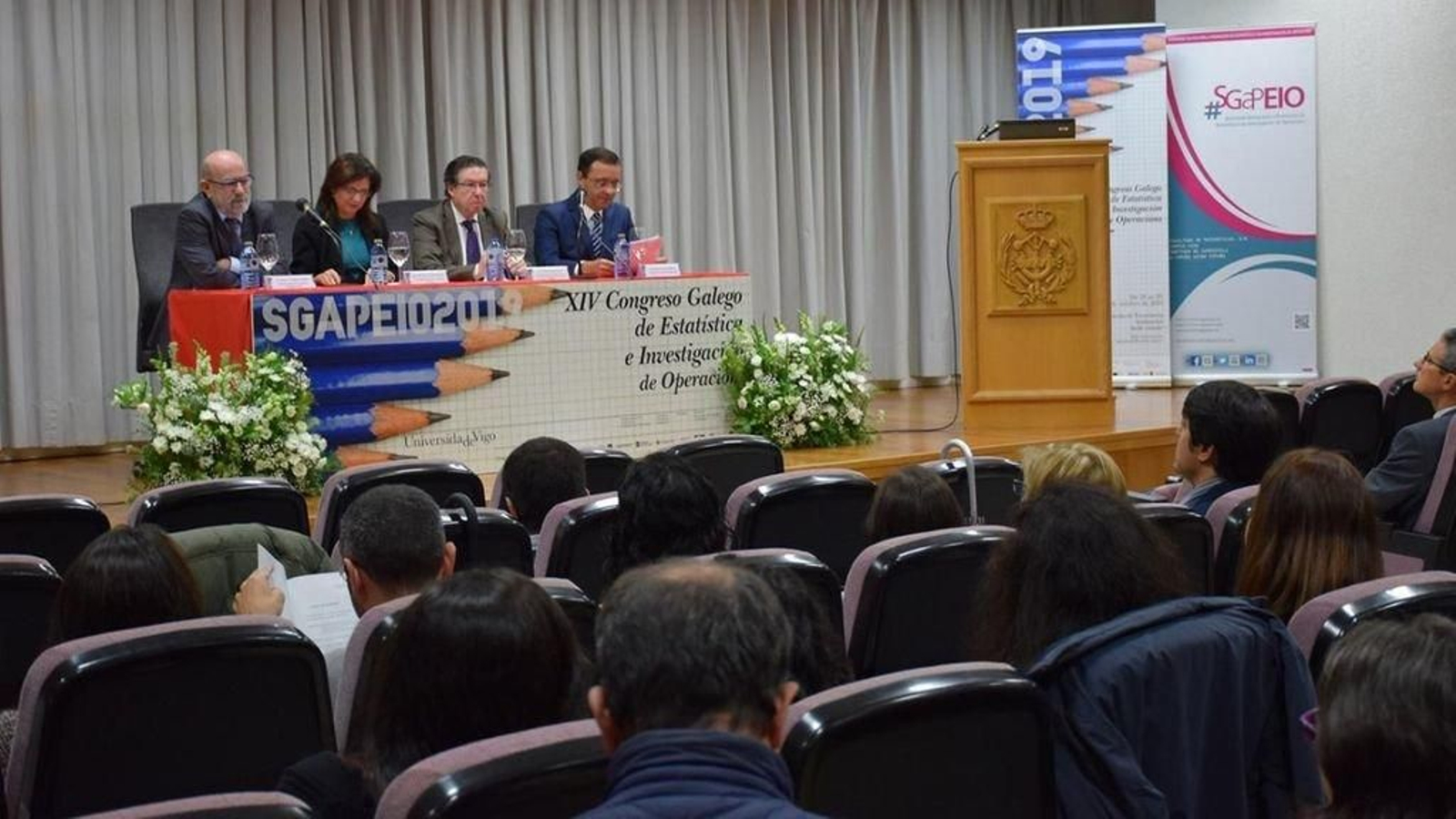 Antonio Campo Andión, María José Caride; Carlos López Font y Javier Roca inauguraron el simposio.