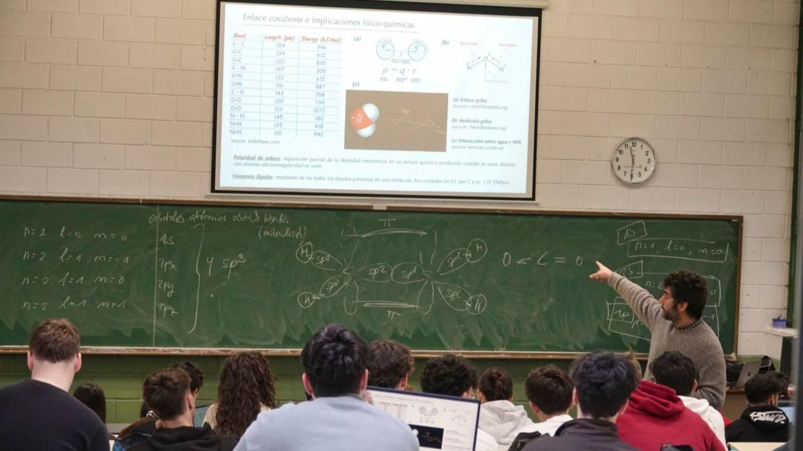Clase en la Facultad de Industriales de la Universidad de Vigo.