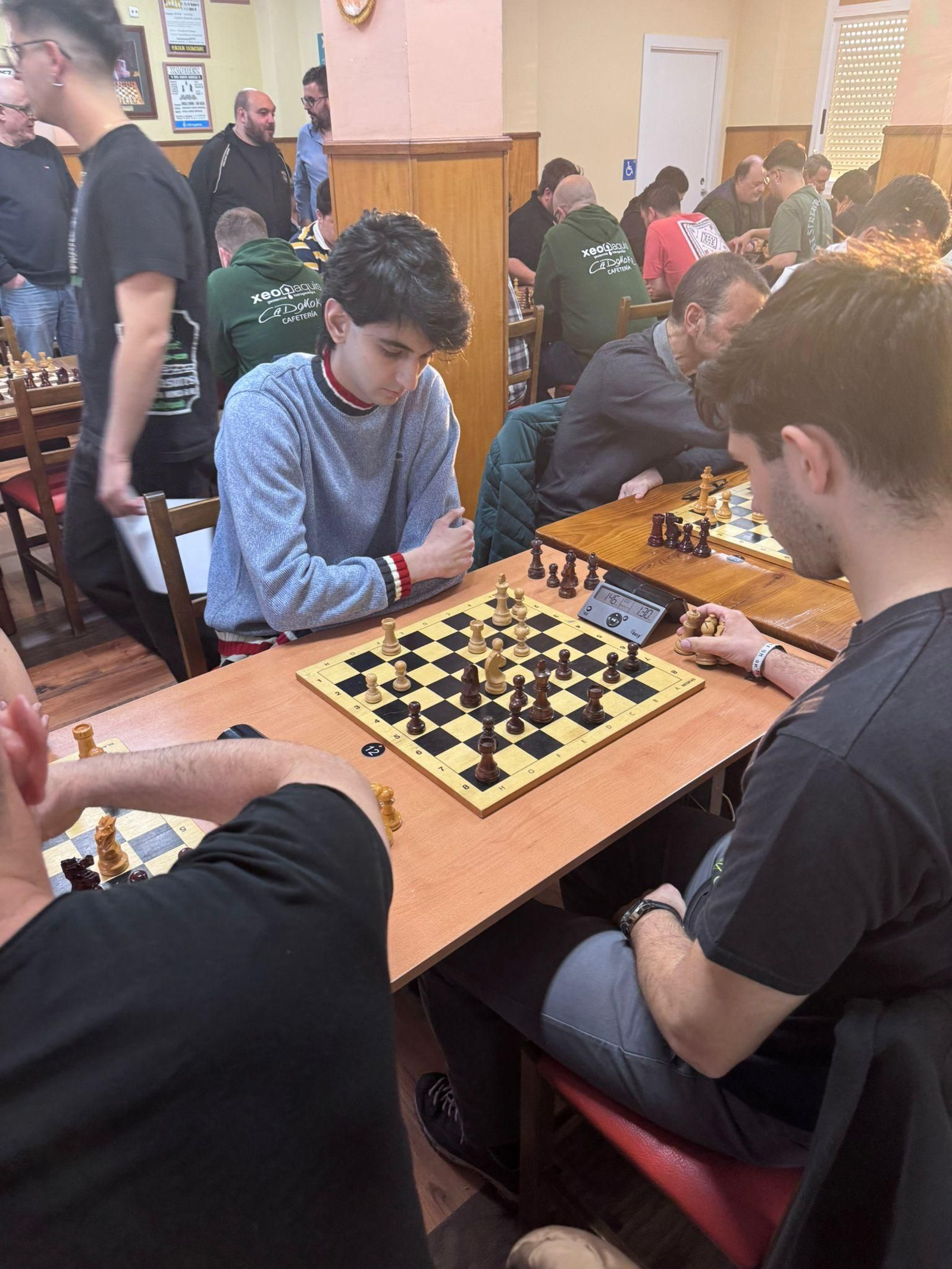 Galería | El ajedrez conquista Barrocás durante la Semana Santa