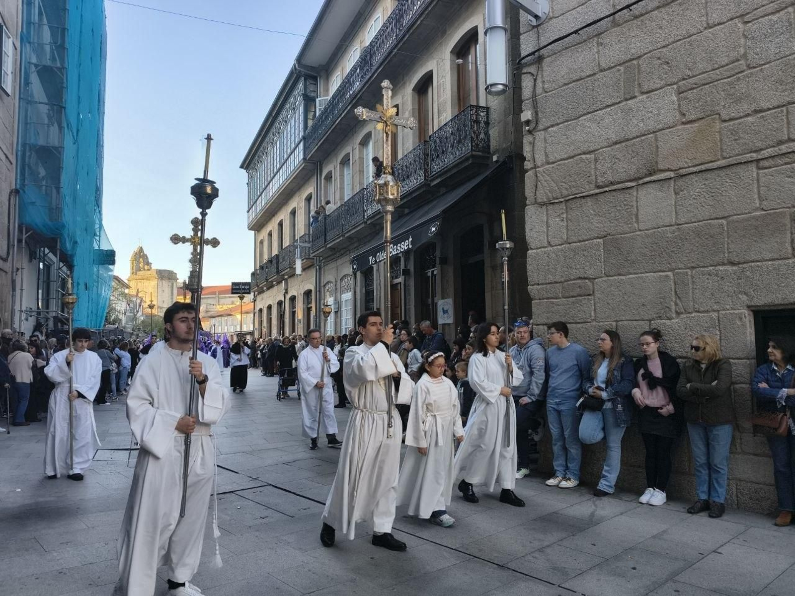 Galería | Emotiva procesión General del Santo Entierro en Pontevedra