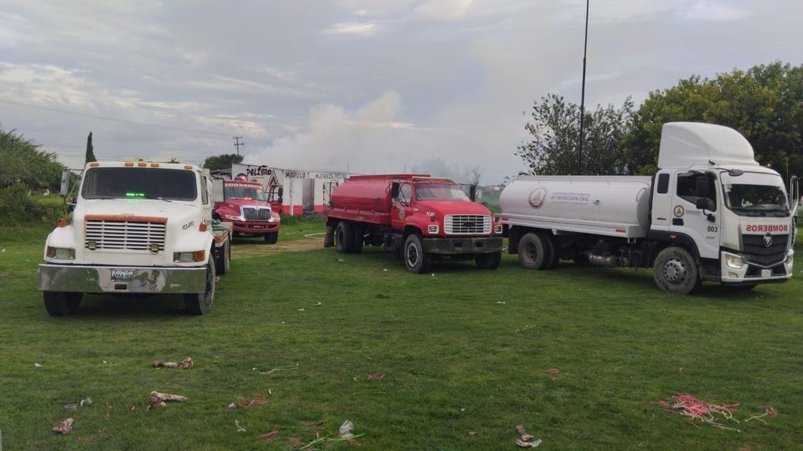 Camiones de bomberos en México (archivo)