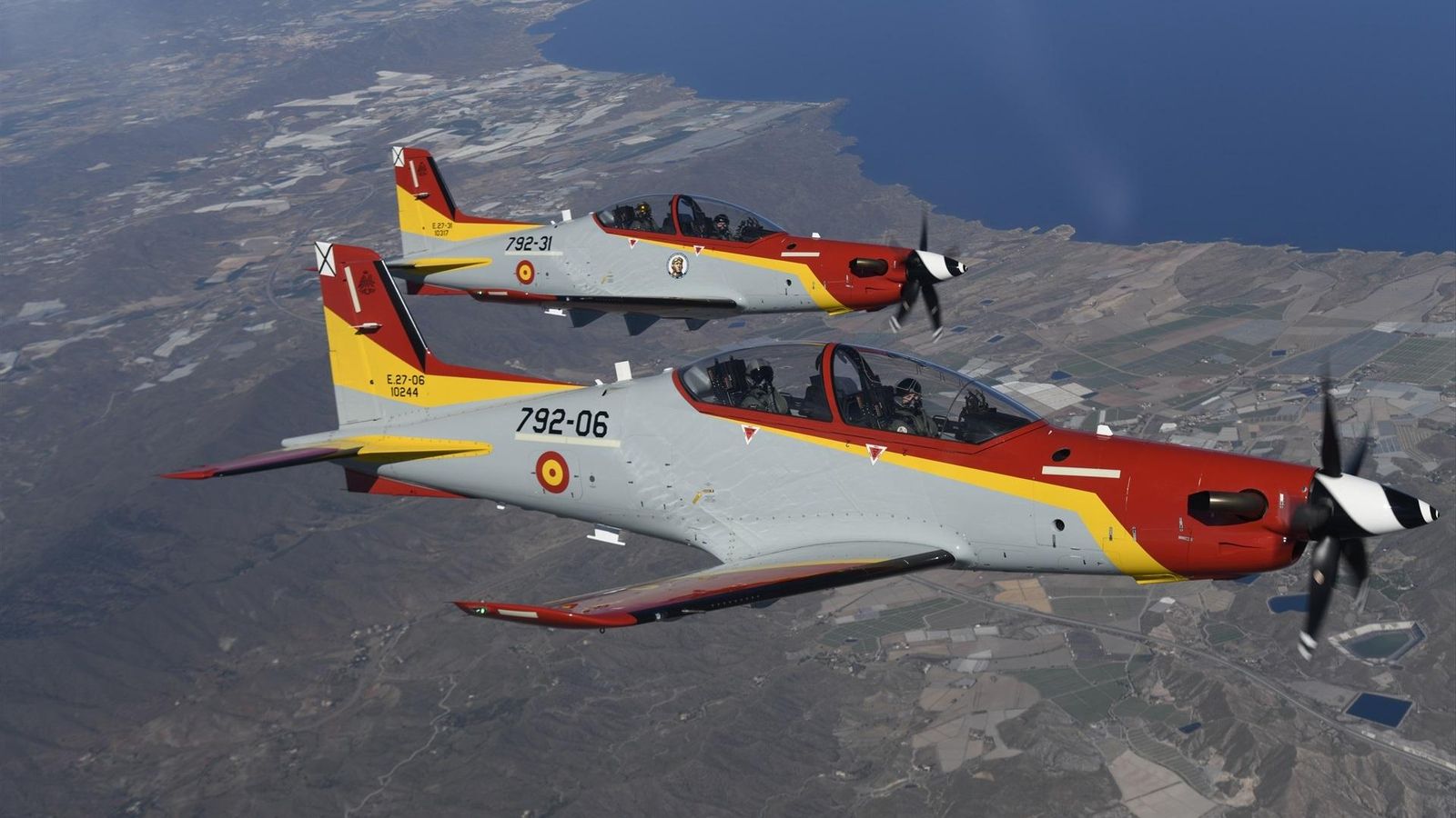 Los dos aviones con los que Felipe VI y Leonor volaron en conjunto.