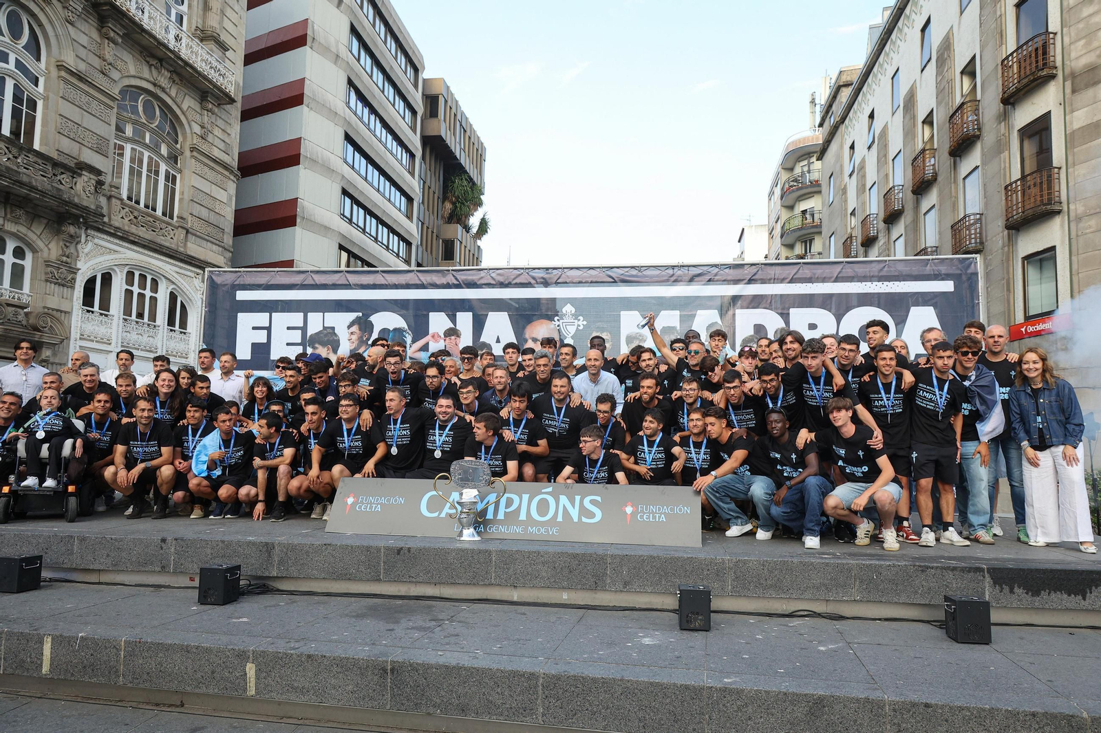 Galería | El Celta Fortuna celebra en Porta do Sol el ascenso a Segunda