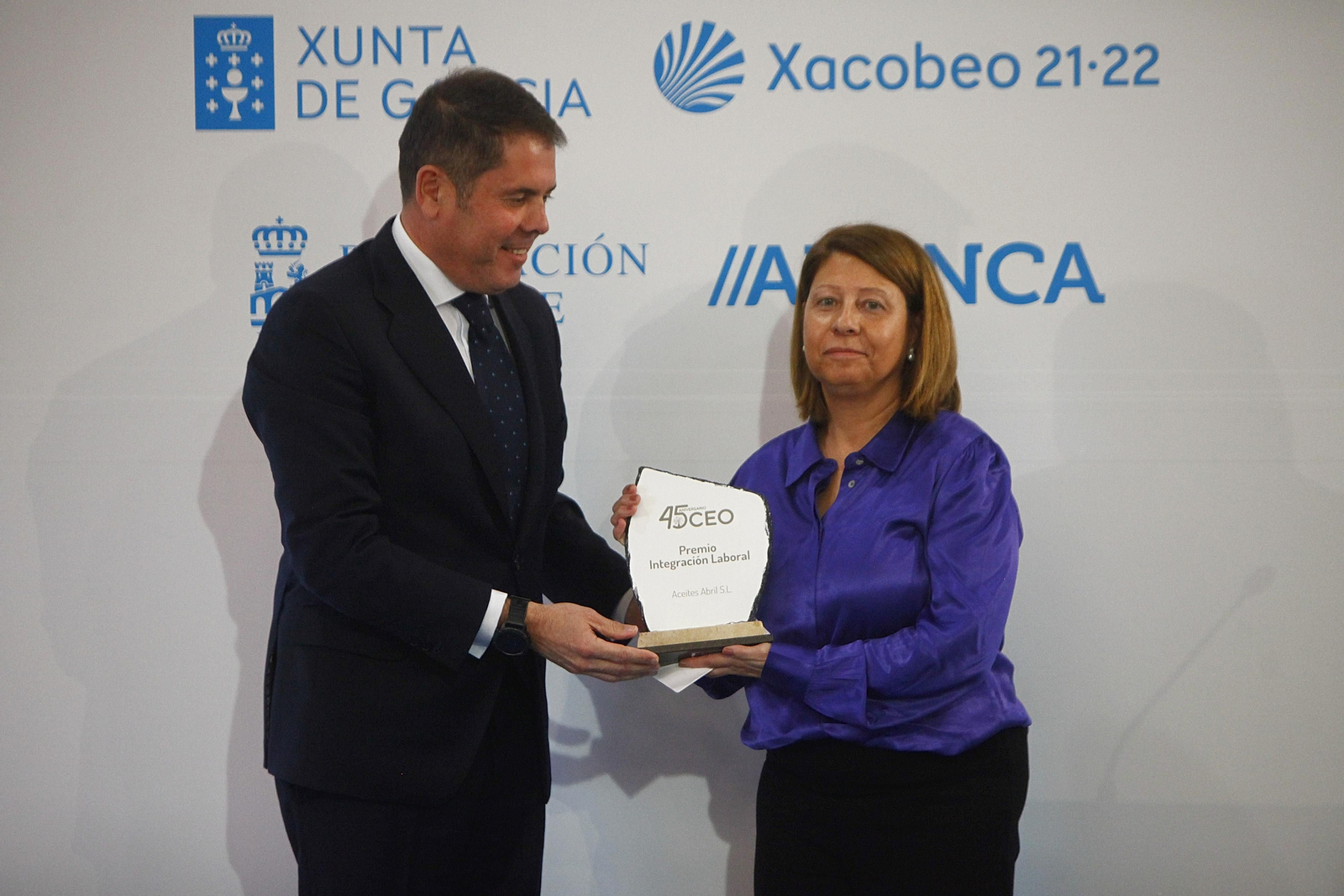 INTEGRACIÓN LABORAL: Marta Pérez Canal, de Aceites Abril: “Agradecemos de corazón este premio, llevamos haciendo inclusión social desde siempre”.