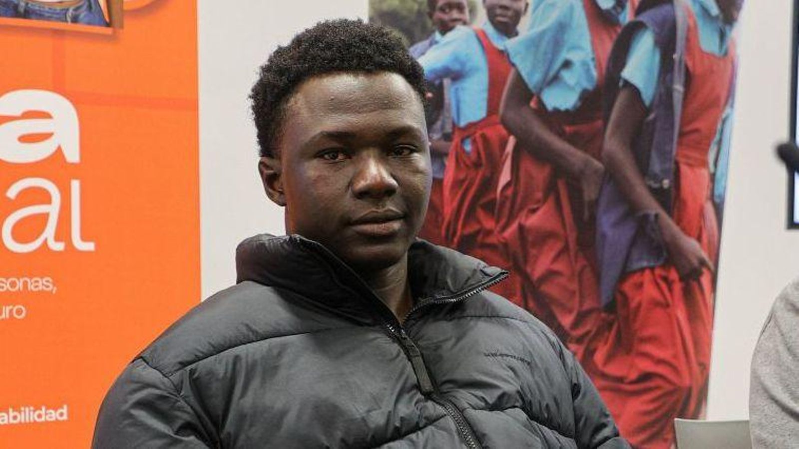 Mamedi tan solo lleva ocho meses. Vino de Mali con muchos sueños, aunque prefiere no desvelarlos. Una vez cumplidos, regresará a su país