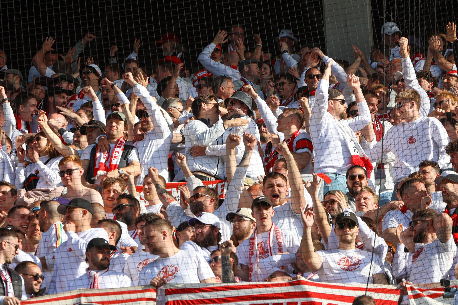 Galería | La goleada del Friburgo puso fin al sueño europeo del Celta