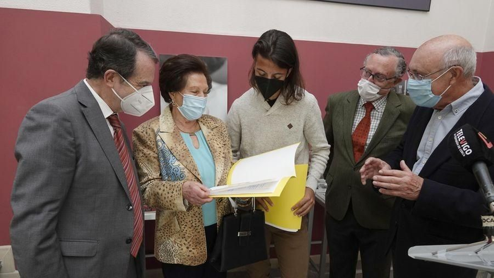 Onte sucedéronse tres citas con Xela Arias trala súa pegada en Vigo.