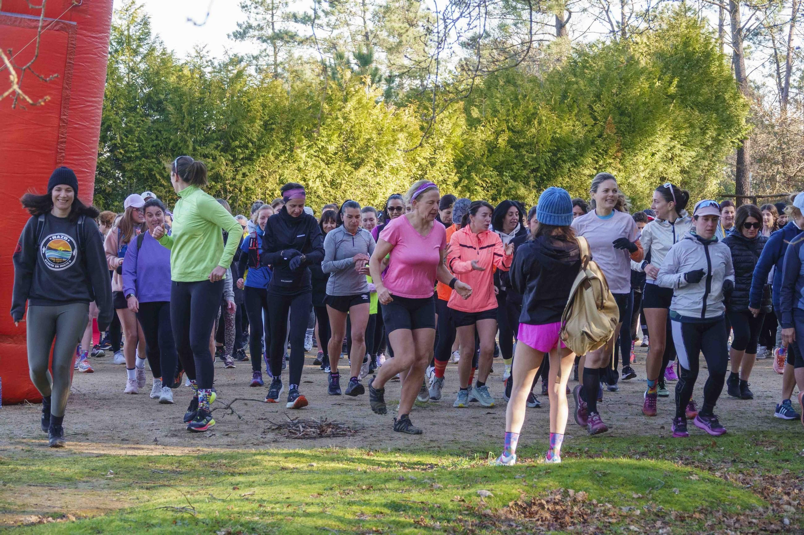 Galería | Mujeres se echan a la carrera en el encuentro de Asaltamontes Female