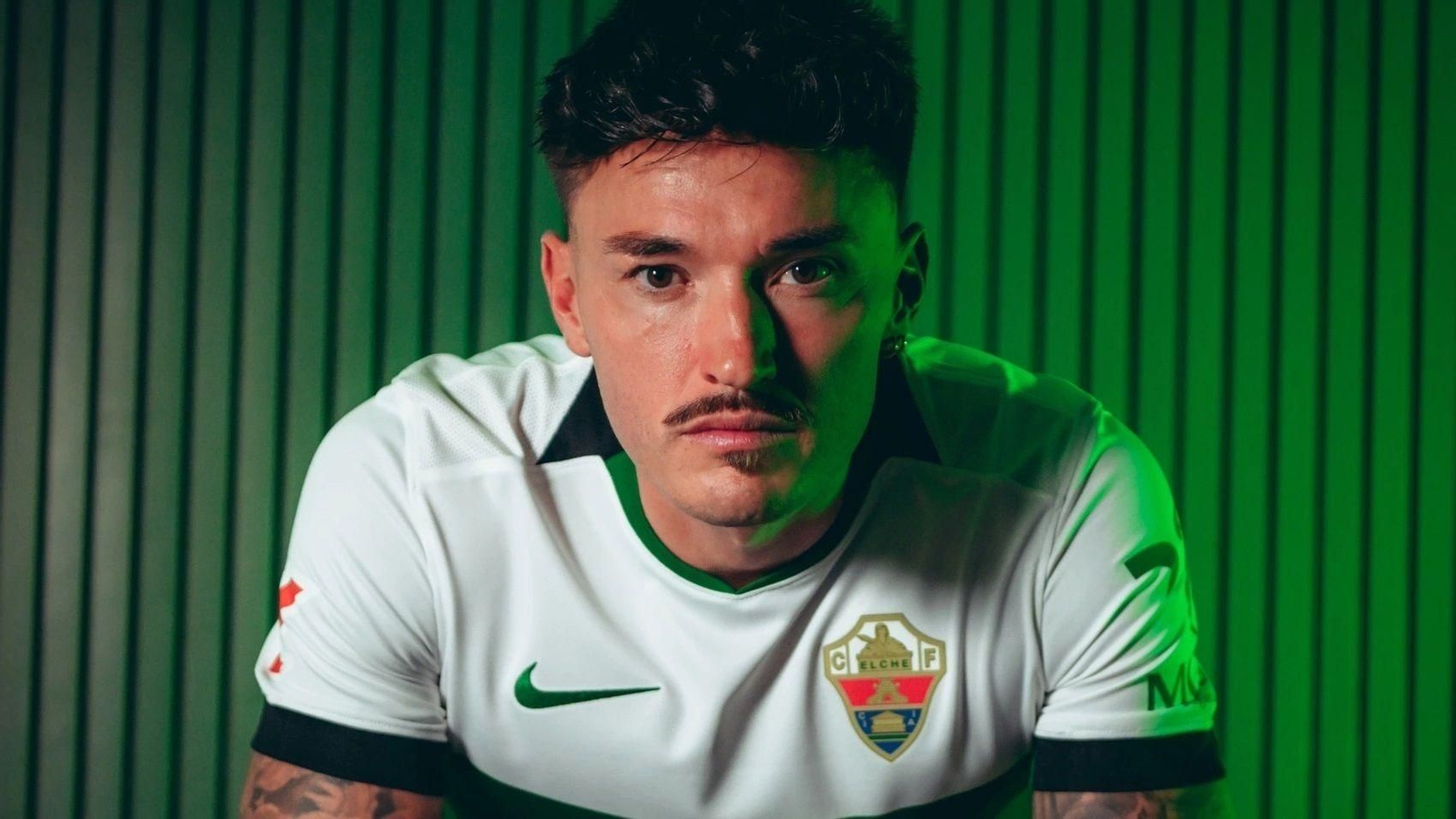 El futbolista Josan Ferrández, capitán del Elche CF, en una foto de archivo.