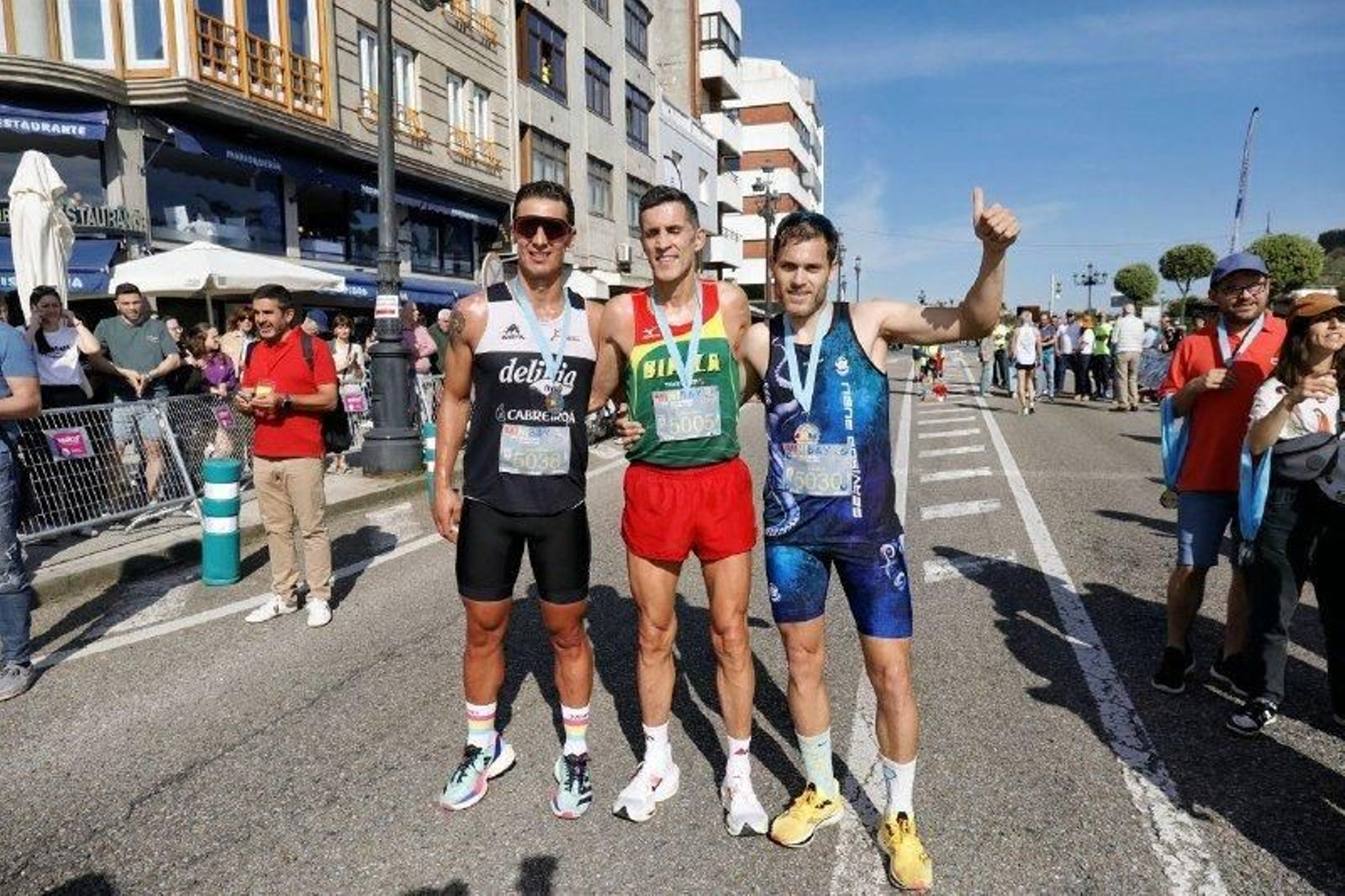 Ganadores de la Mini Bay en categoría masculina.