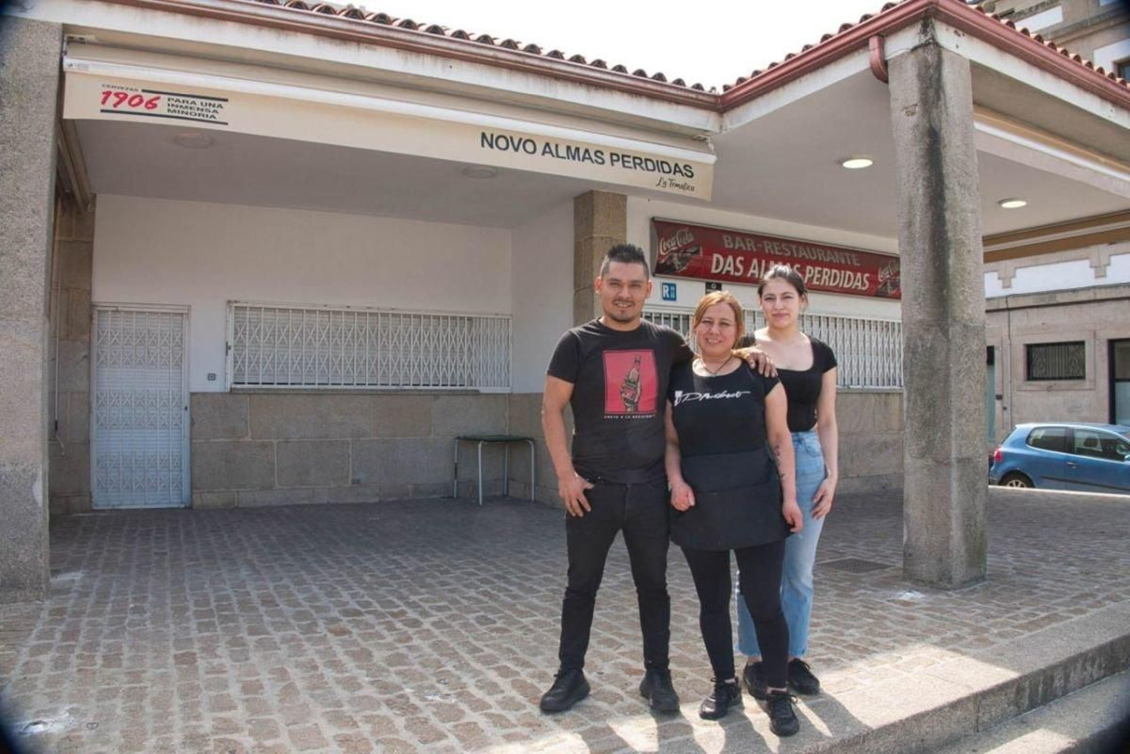 Los nuevos propietarios del Novo Almas Perdidas, ayer.