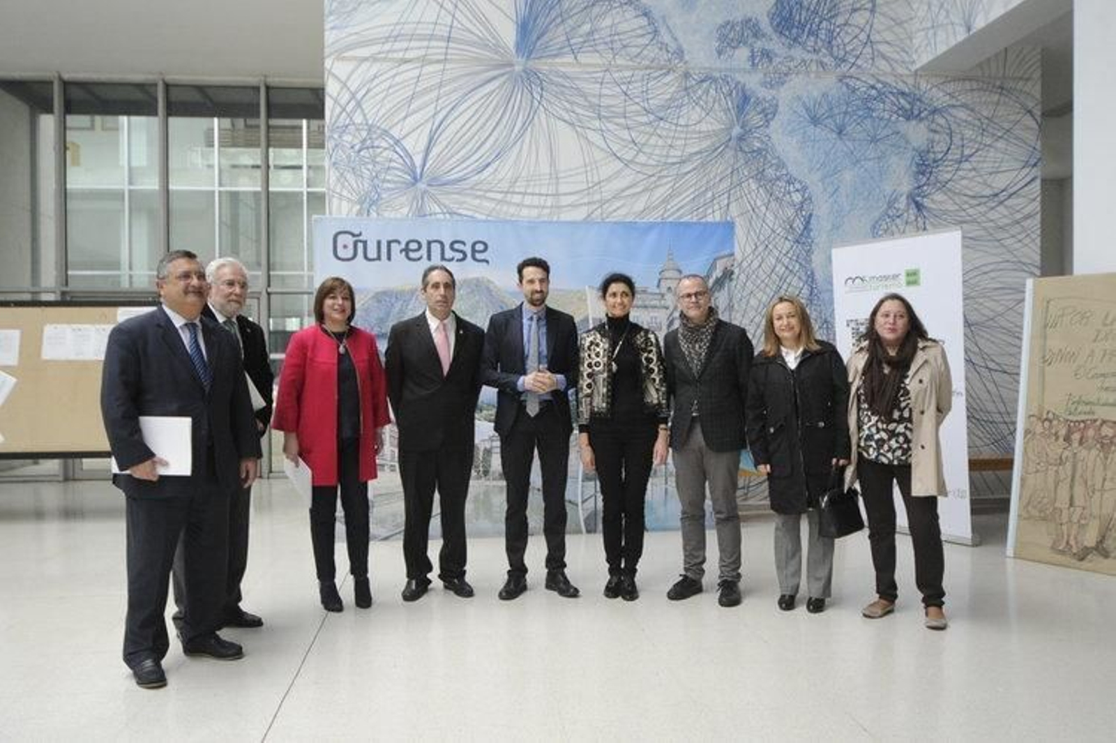 De izquierda a derecha, Ernesto Pedrosa, Miguel Ángel Santalices, Susana López, Agustín González-Ares,Virxilio Rodríguez, Marta Fernández, Jesús Vázquez, Sofía Godoy y Pilar López-Guerrero.