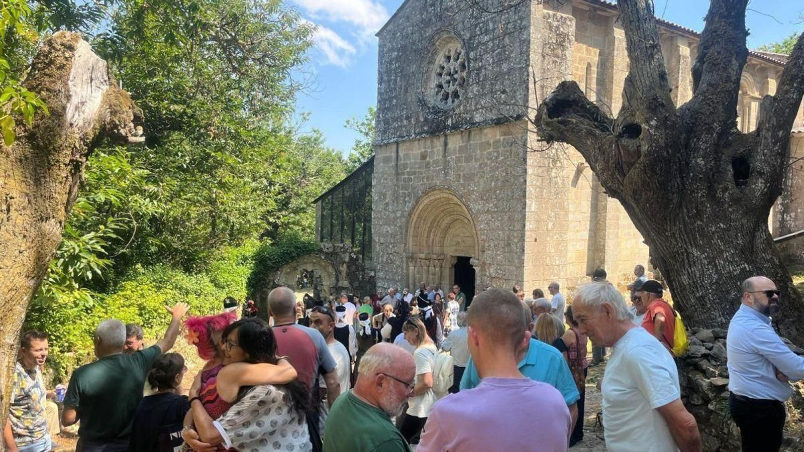 Monasterio de Santa Cristina de Ribas de Sil, en una de sus recientes romerías.