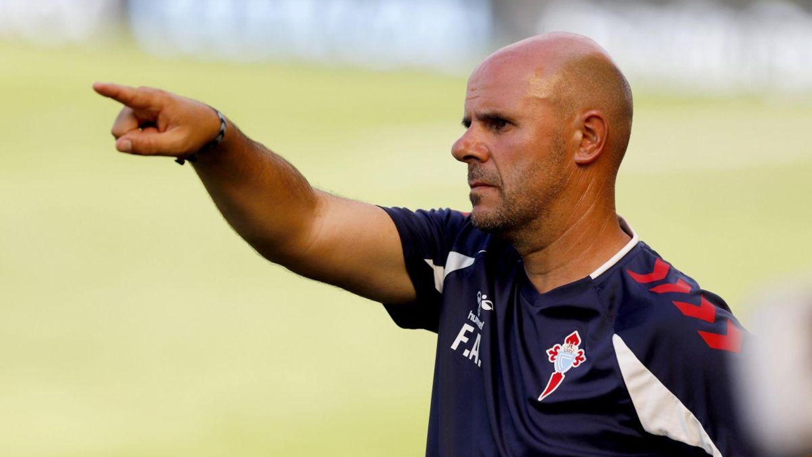 Fredi Álvarez, entrenador del Celta Fortuna, ayer en Barreiro.