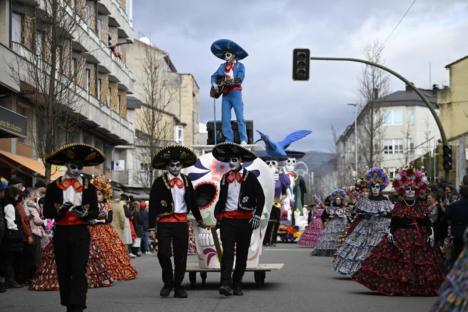 Galería | Verín di adeus a Don Carnal co derradeiro desfile de creatividade