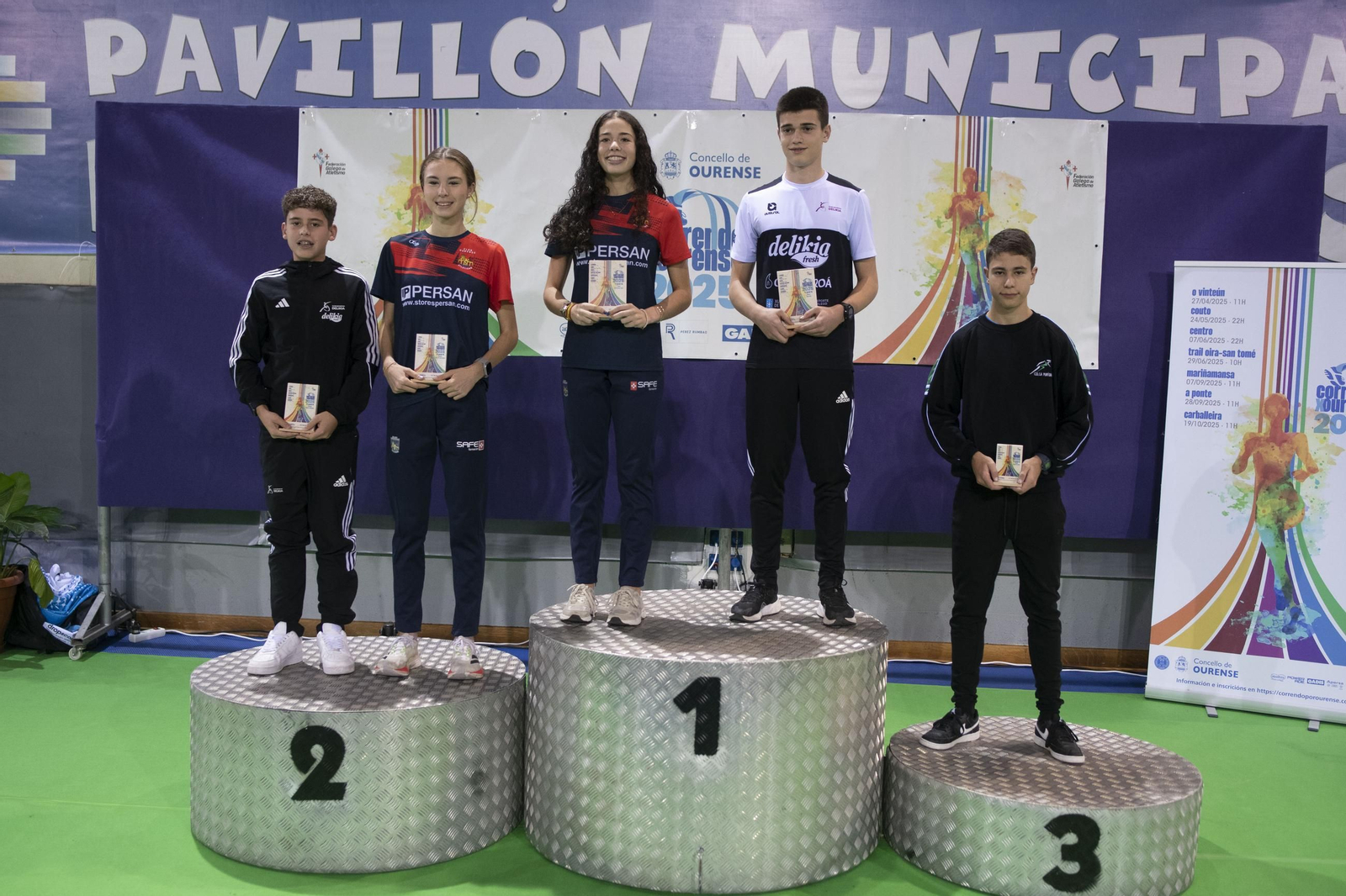 Galería | Correndo por Ourense reconoce a sus campeones