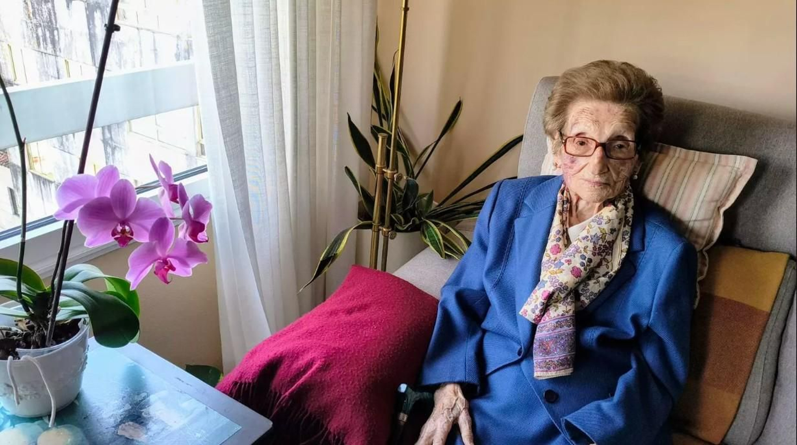María del Carmen Adán cuando cumplió 106 años en su casa de Pontevedra.