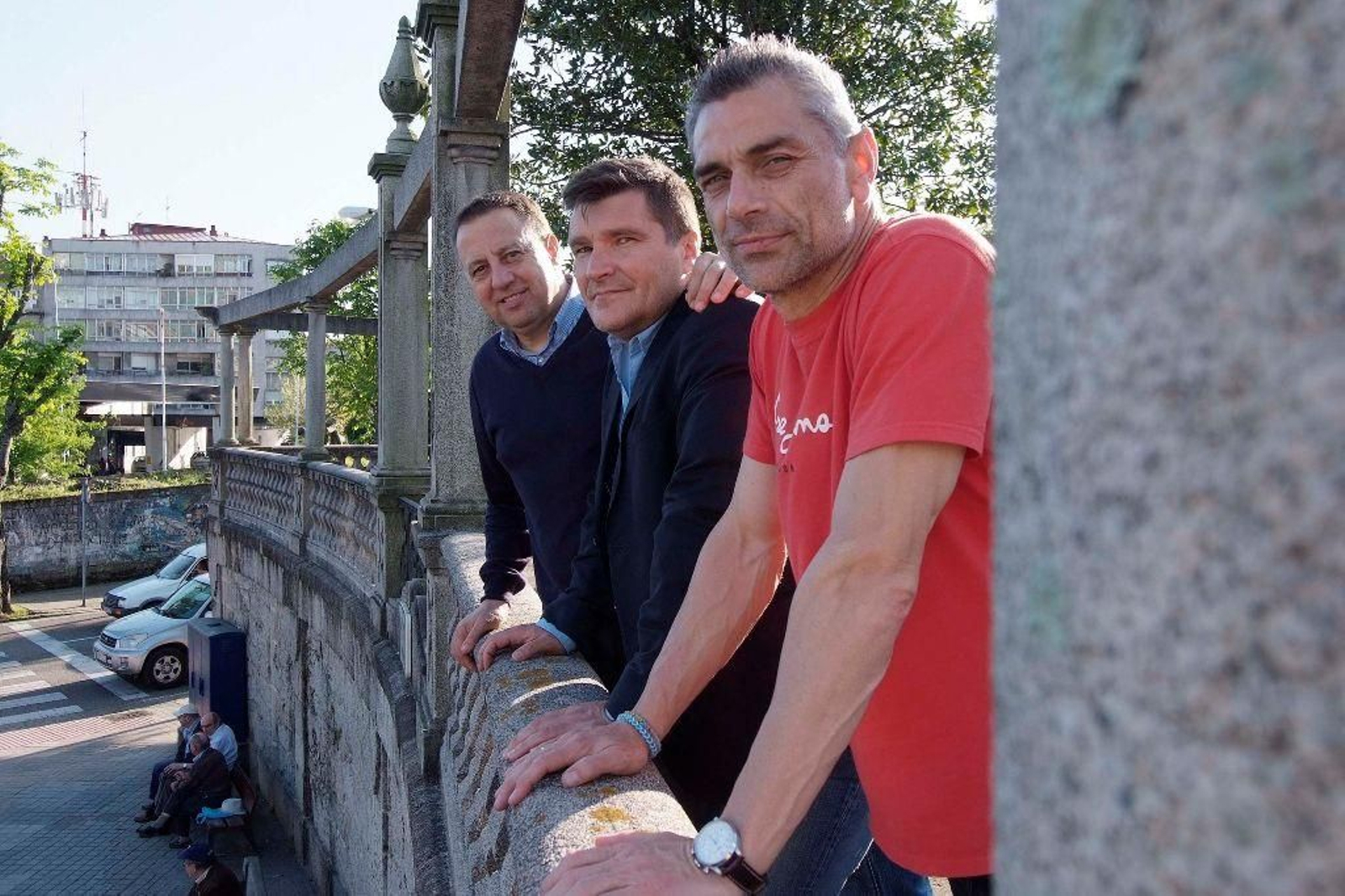 Atilano, Gudelj y Villanueva, de aquella plantilla, aún trabajan en el club.