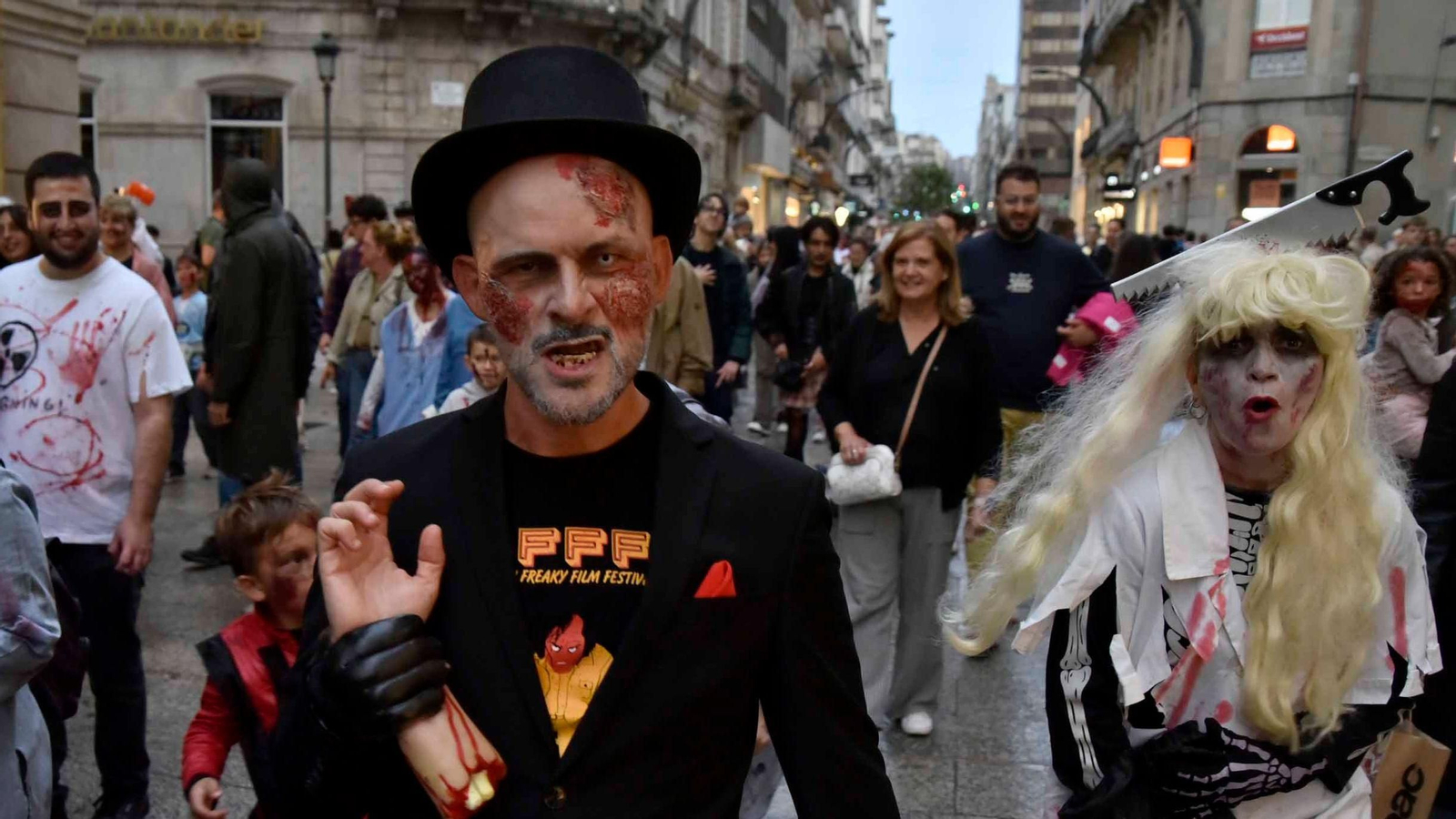 El Zombie Walk del Galician Freaky Film Festival recorrió por primera vez Príncipe hace un año y volverá el próximo 12 de septiembre.