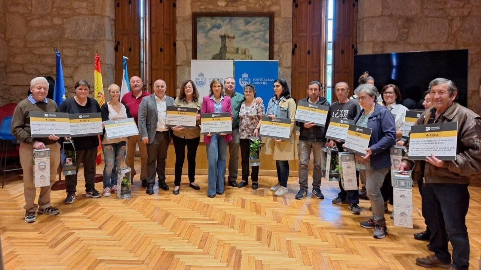 Tourís y Castro con titulares de traidas de agua vecinales del Condado-Paradanta.