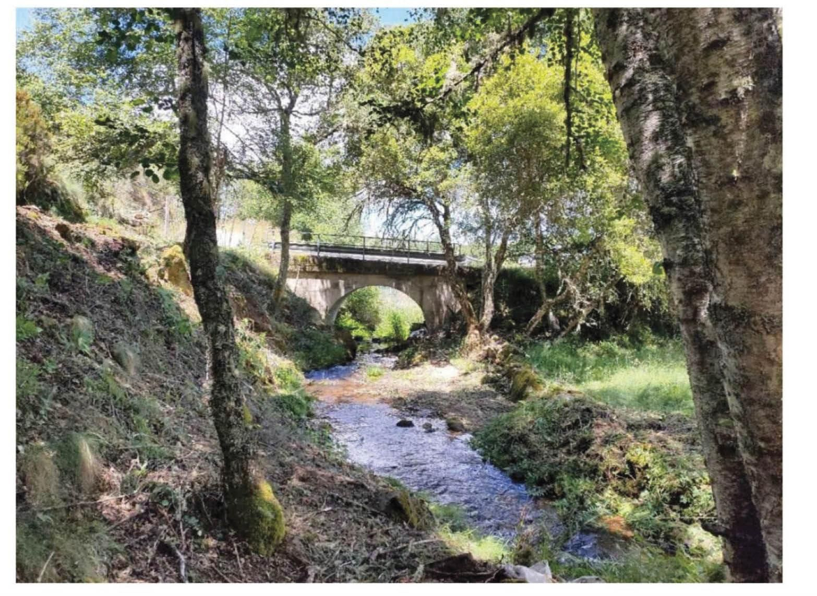 El río Xares, una vez finalizados los trabajos de la Confederación Hidrográfica.