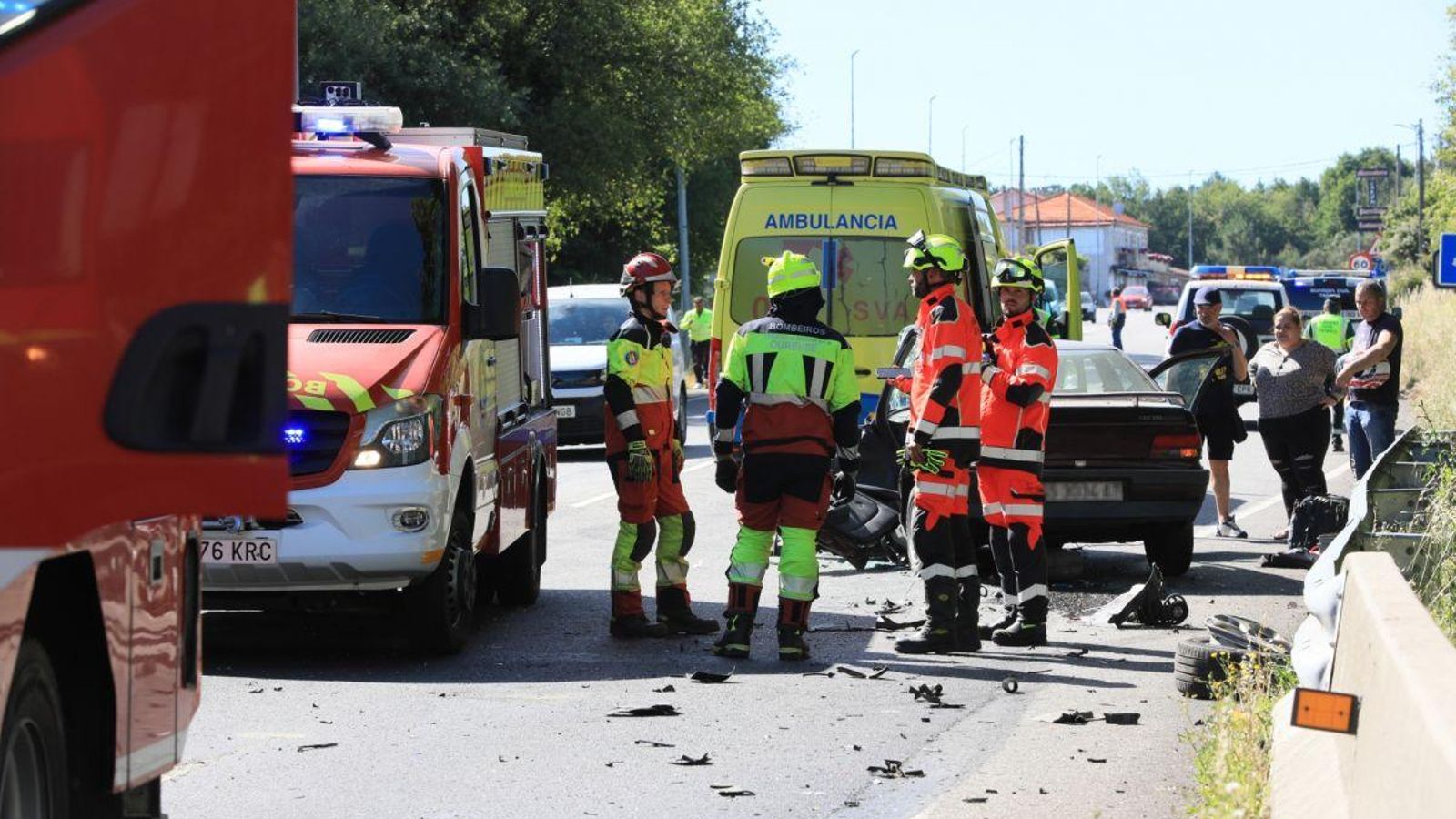 Accidente en Cambeo, donde intervinieron los bomberos.
