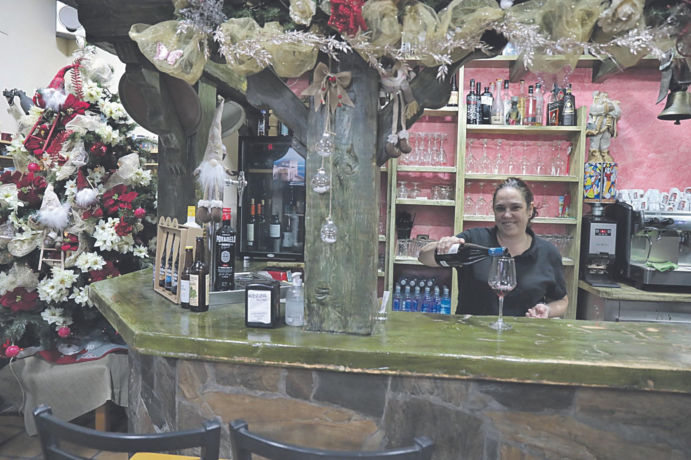 Isabel Piñeiro en la Adega Tapas.