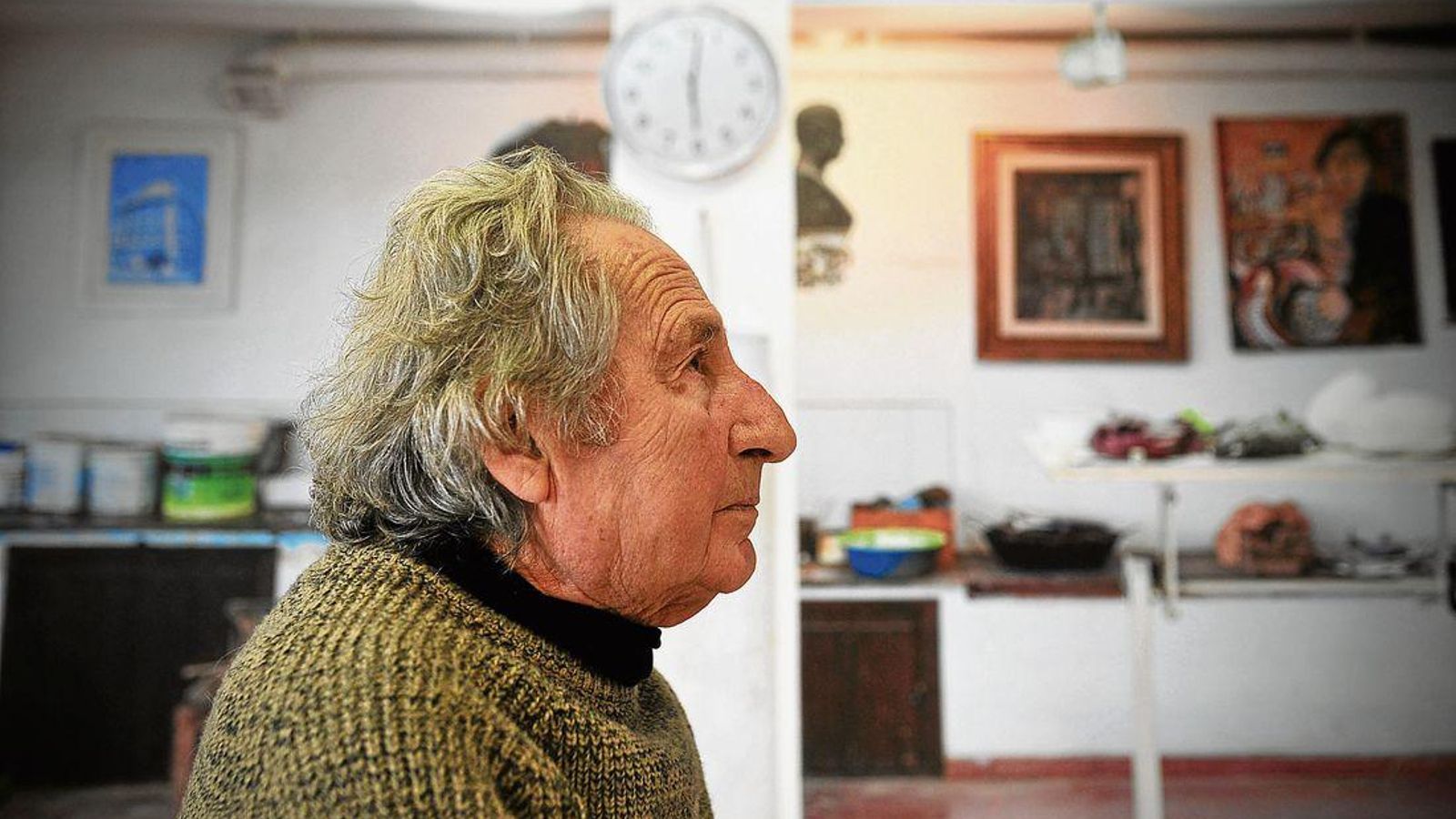 OURENSE 2/02/2020.- Exposición de Manolo Buciños en el Centro Cultural. José Paz