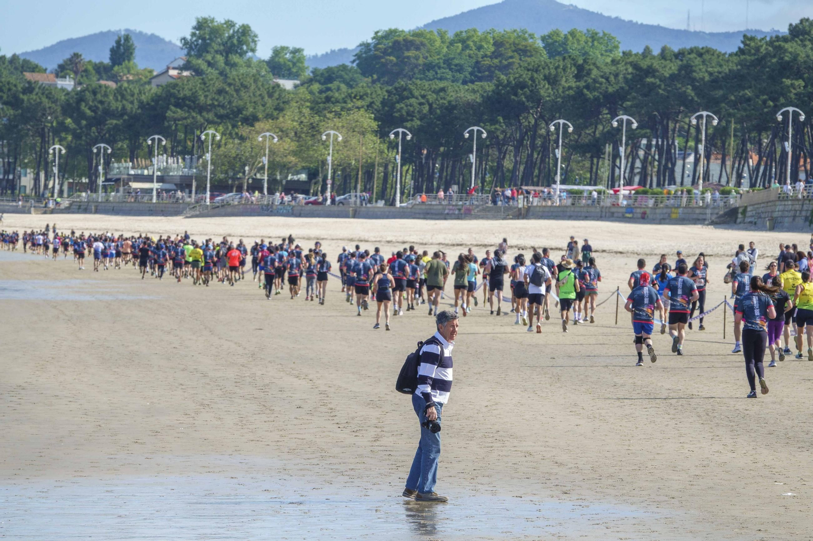 Galería | 1.000 corredores inundan Samil