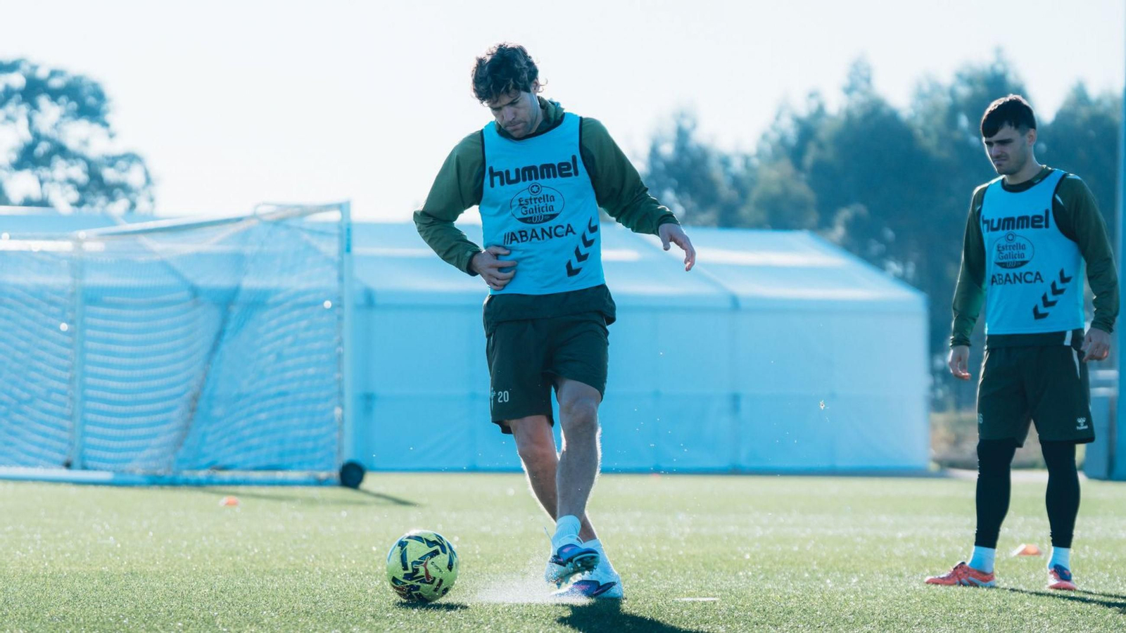 Marcos Alonso es uno de los dos célticos con los que se ha negociado una deseada renovación.