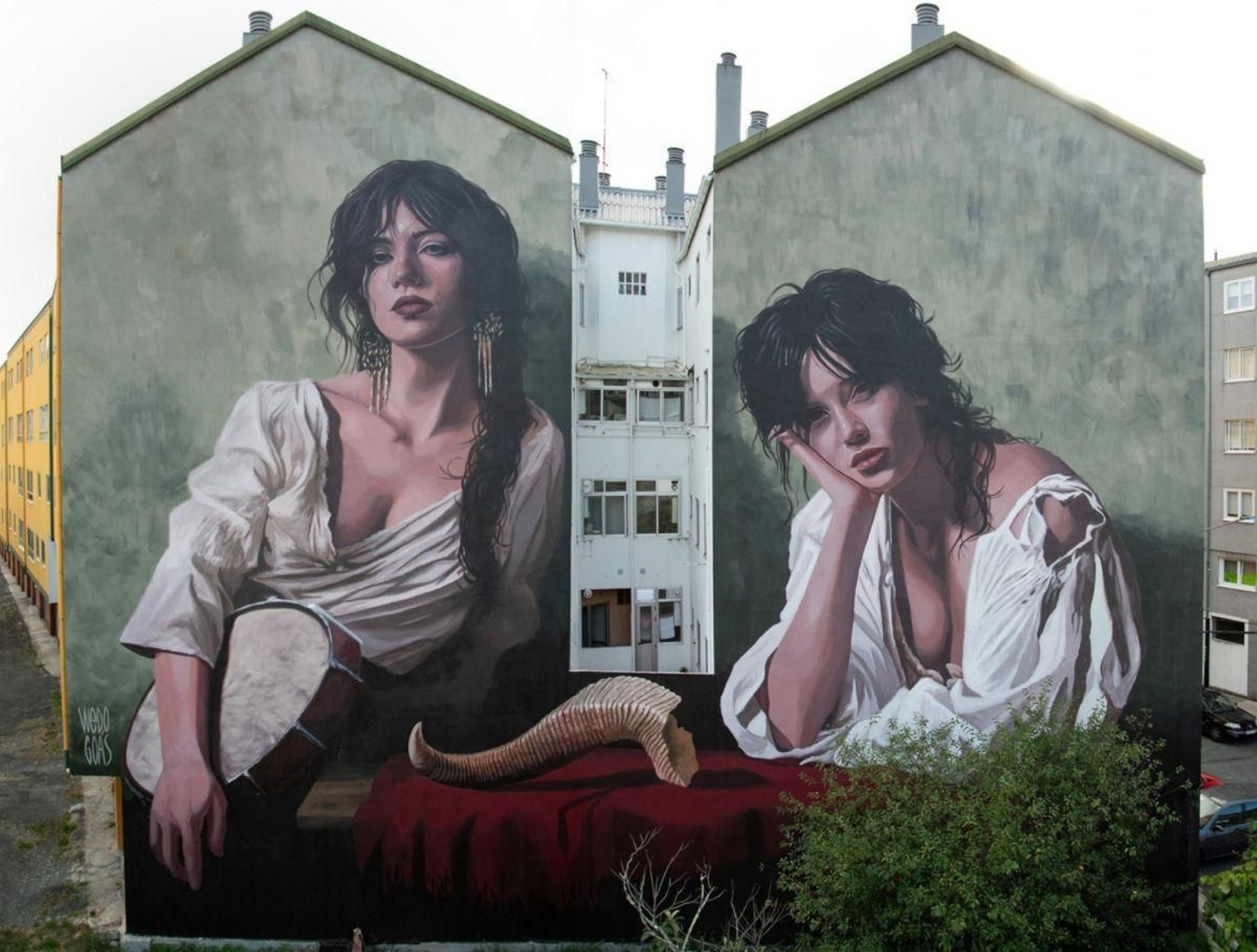 Mural “As Mouras” en Fene, Ferrol.