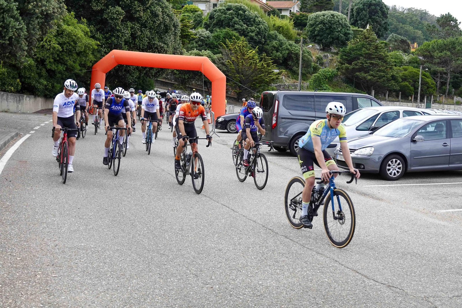 Galería | El ciclismo se da cita en Baixo Miño con el Desafío Talaso Atlántico