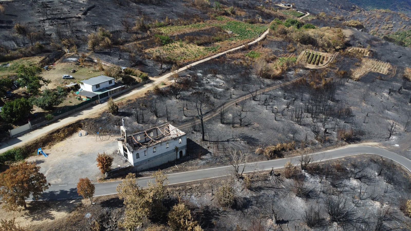 iglesia, cerca de fervenza 2.JPG
