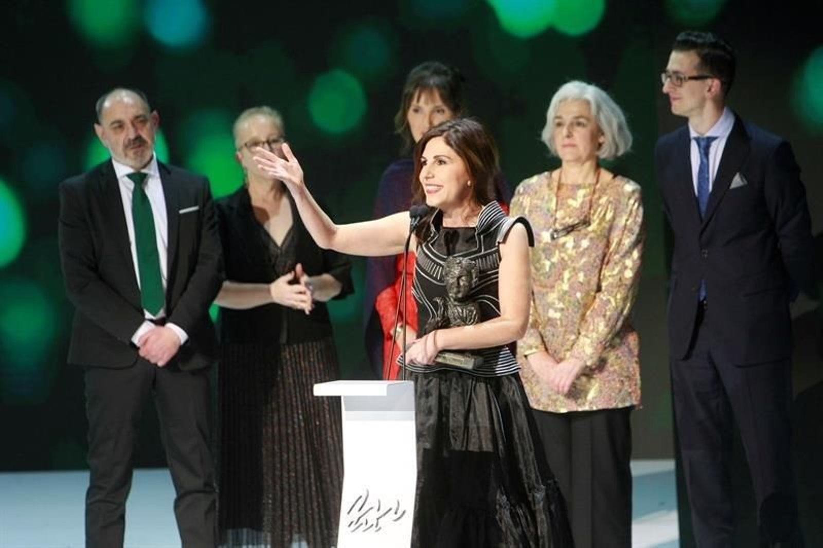 María Solar y parte del equipo del programa 'A Revista'.