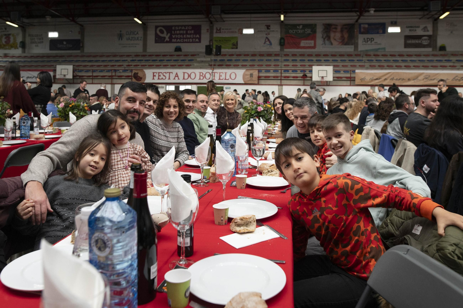 Galería | Botelo, patatas, repollo y chorizo para disfrutar un año más de la tradicional comida popular