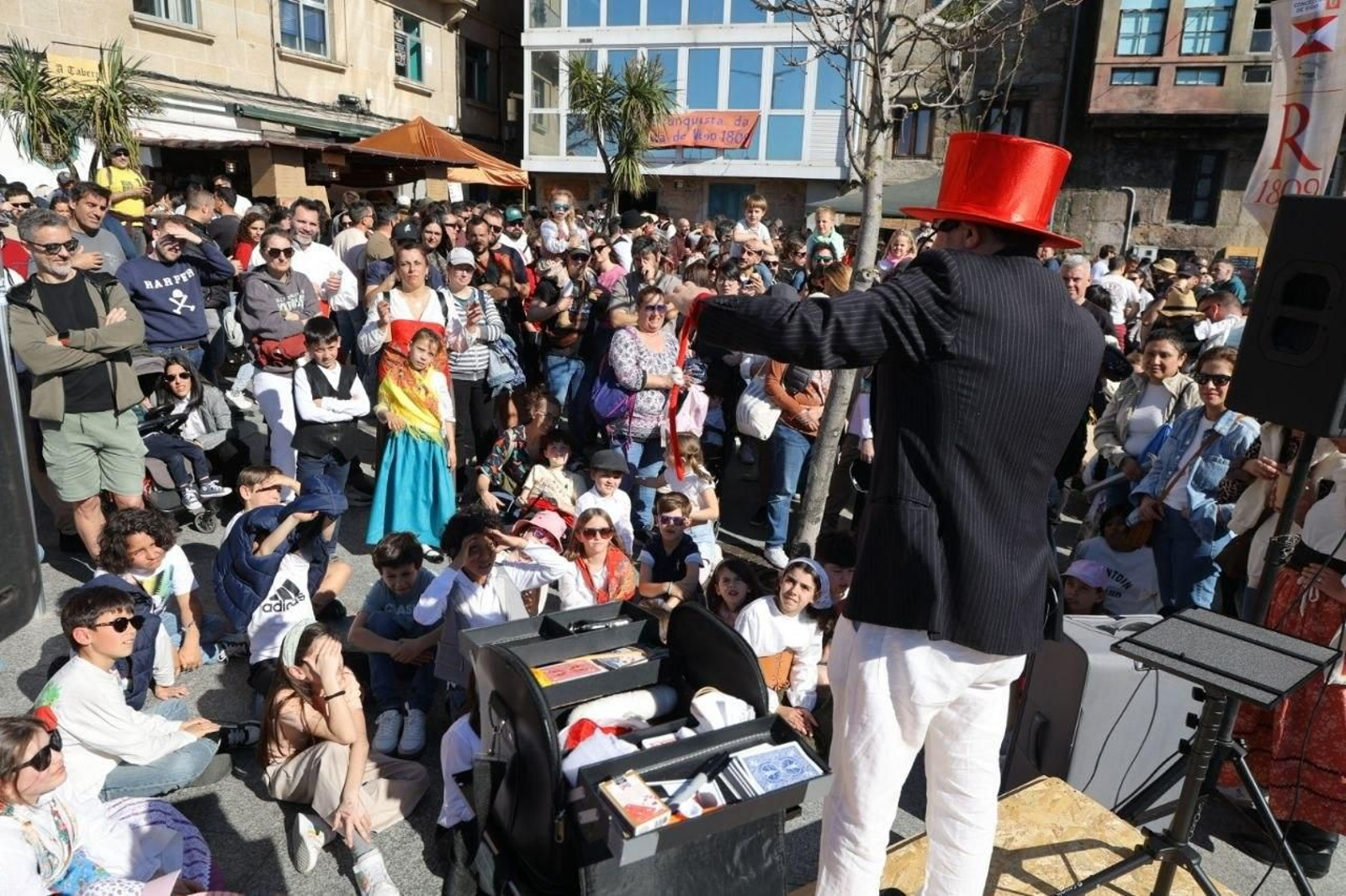 Galería | El Casco Vello de Vigo se llena de vida el sábado por la Reconquista