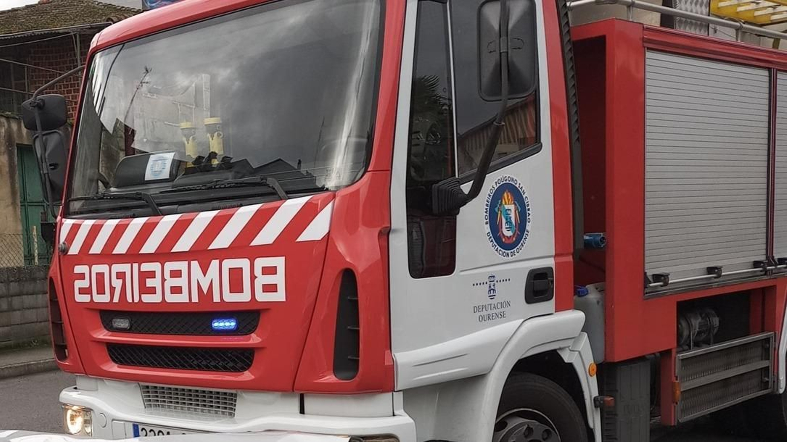 Los bomberos de San Cibrao.