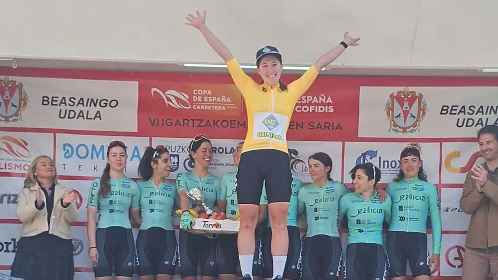 Yelizaveta Sklyarova, del OdL porriñés, lidera la Copa de España y el Farto (detrás) lo hace por equipos.